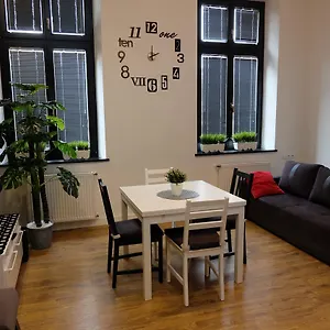 Elementos Apartament